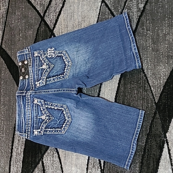 MISS ME EMBROIDERED RHINESTONES EASY BERMUDA DENIM JEAN SHORTS - Picture 8 of 14